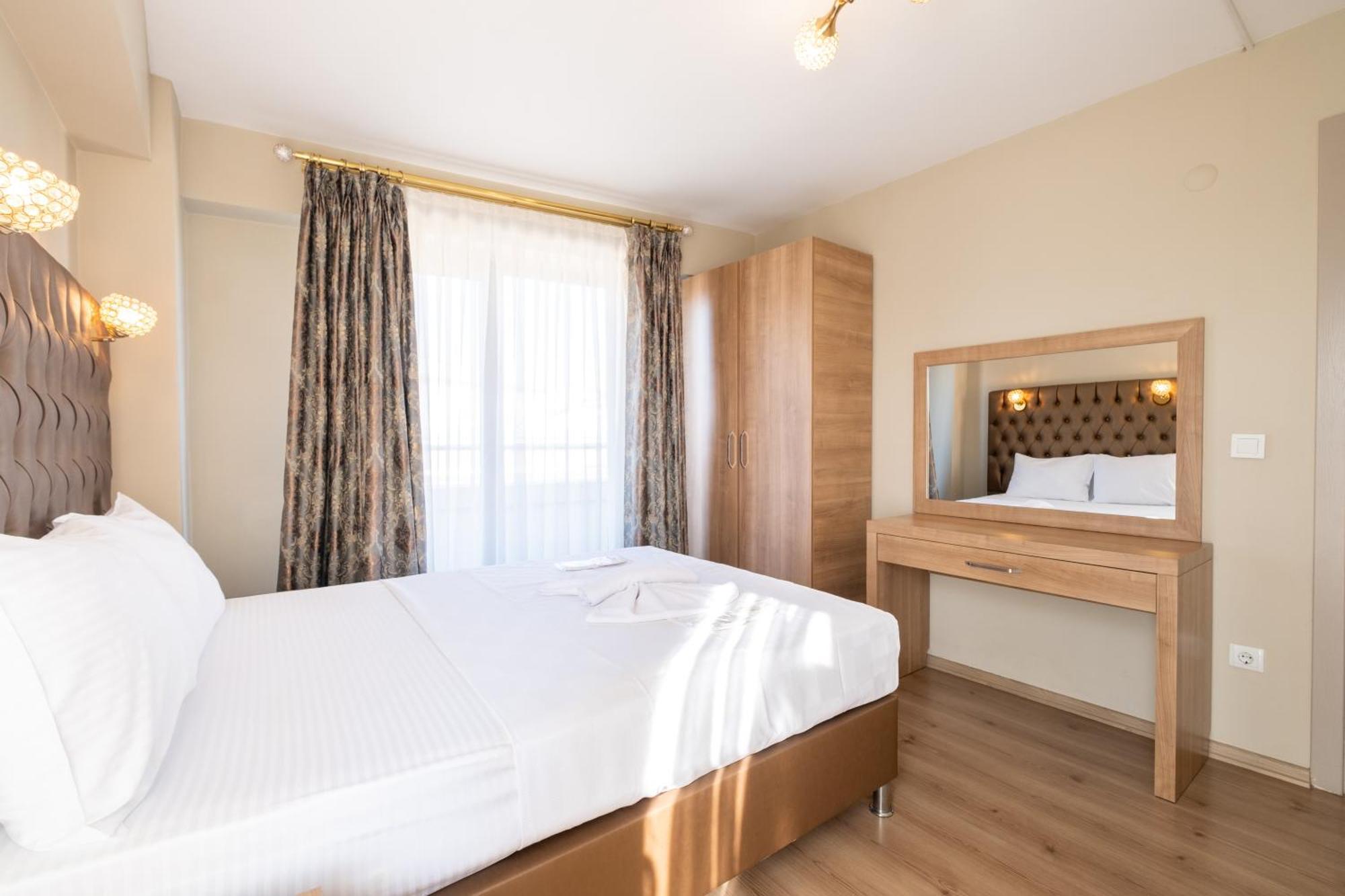 Lavin Hotel & Suites Istanbul Exterior photo