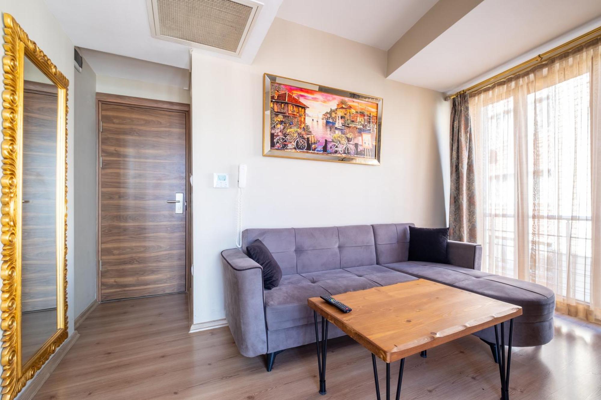 Lavin Hotel & Suites Istanbul Exterior photo