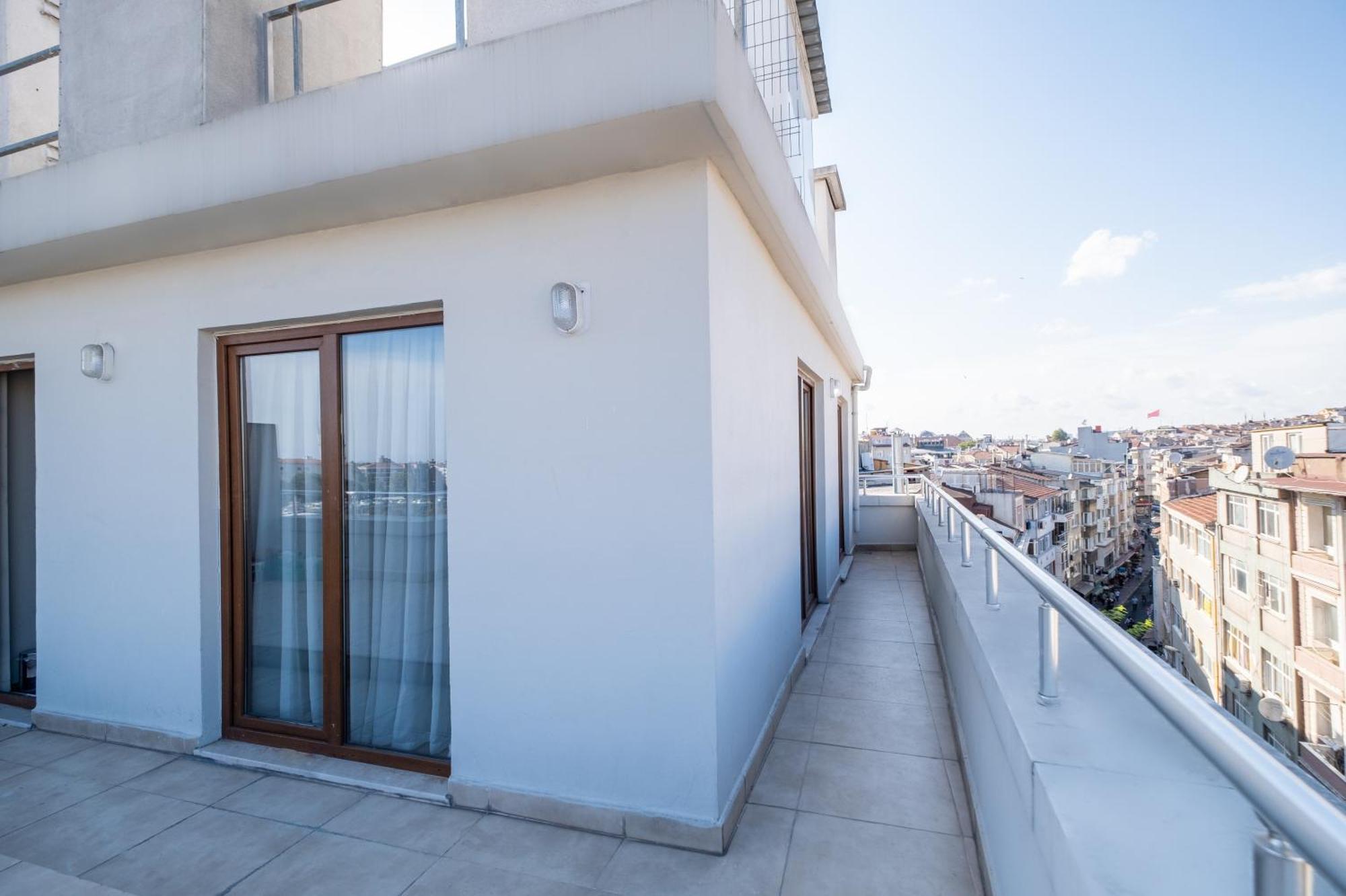 Lavin Hotel & Suites Istanbul Exterior photo